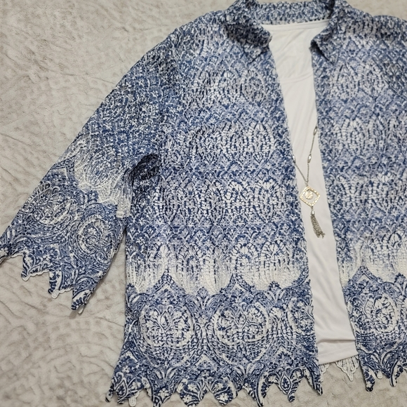 Alfred Dunner Denim Friendly Layered-Look Necklace Top Size 2X NWT White Blue - Picture 4 of 16